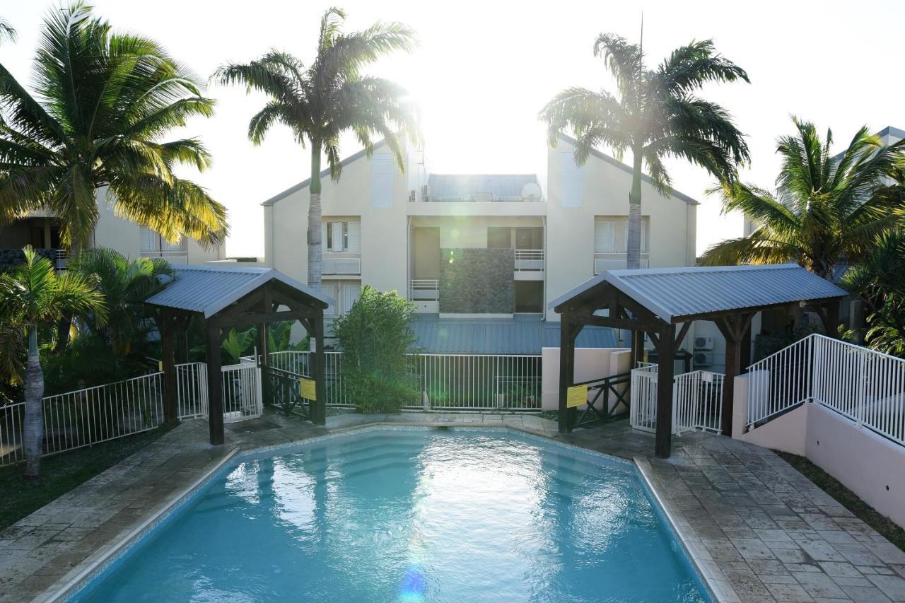 T2 Classe 4 Etoiles Avec Jardin, Piscine, Vue Mer A Saint-Gilles-Les-Bains Zewnętrze zdjęcie